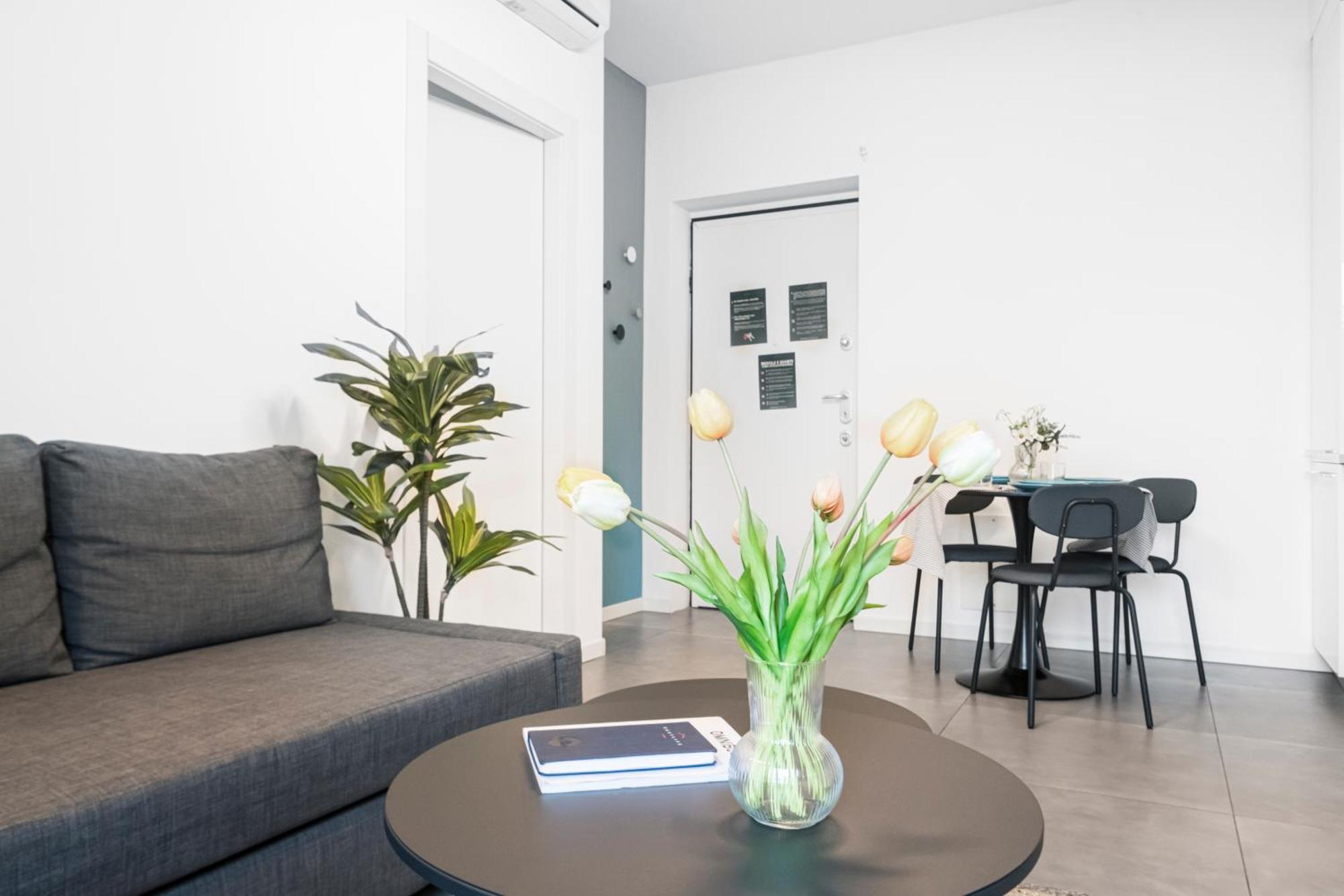Beautiful Flat Fully Furnished In P.Ta Romana Mailand Exterior foto
